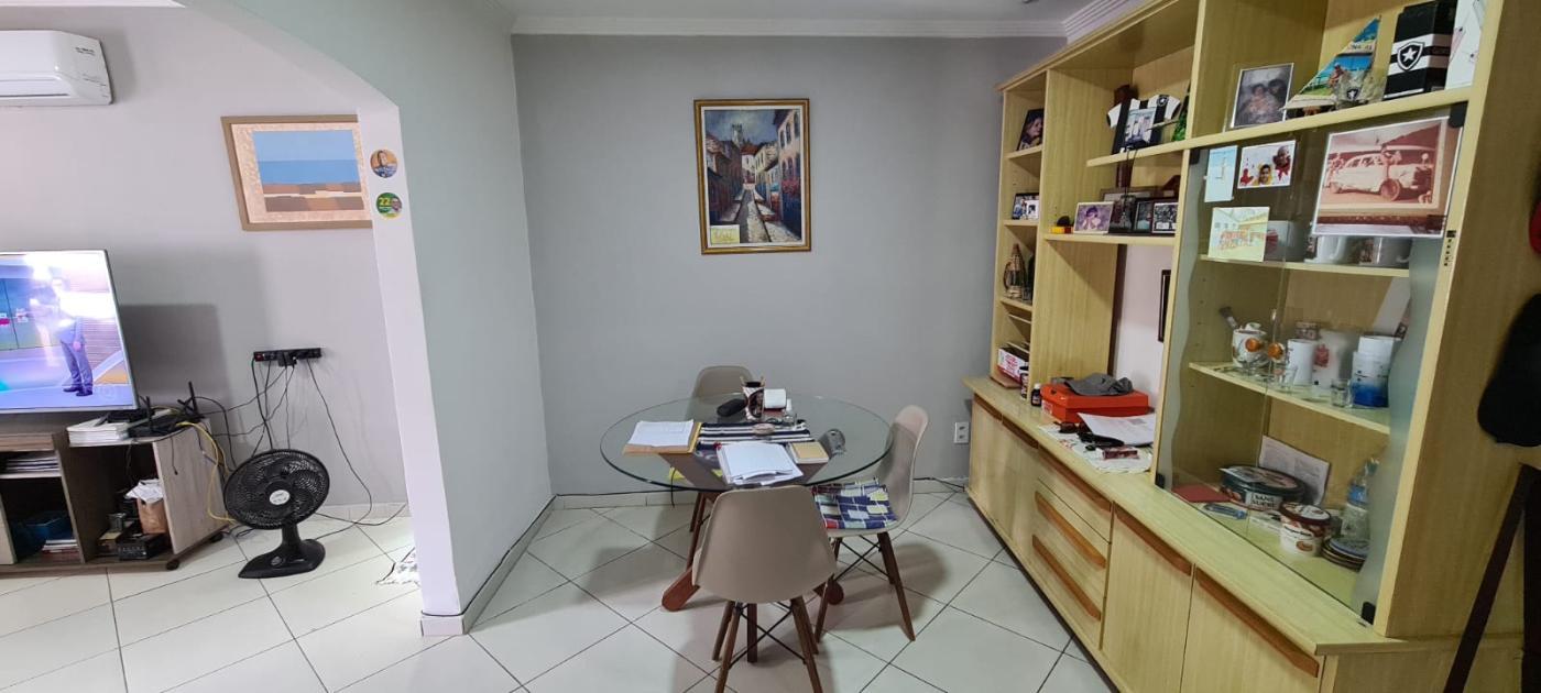 Casa à venda com 4 quartos, 229m² - Foto 46