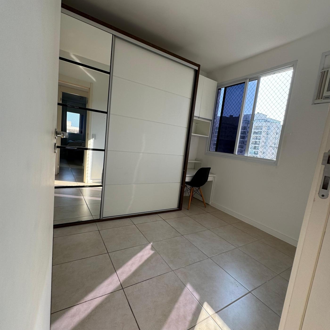 Apartamento à venda com 3 quartos - Foto 32